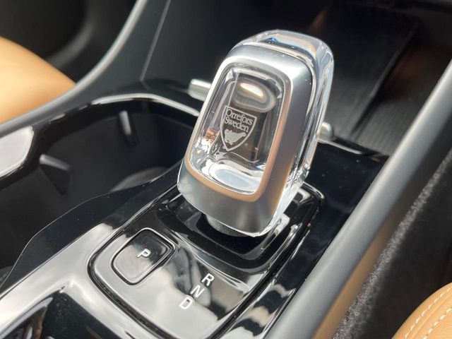 Volvo XC40 8