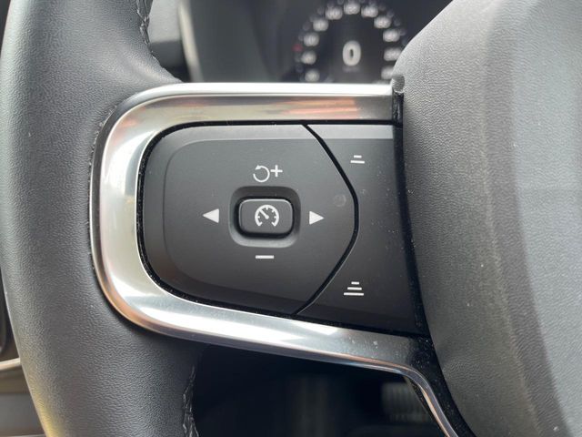 Volvo XC40 10