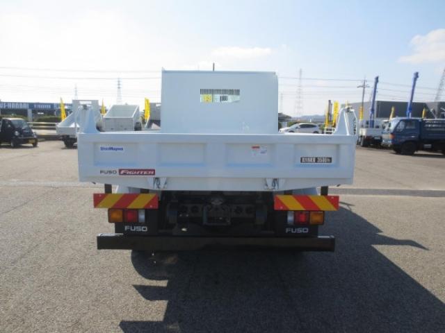 Mitsubishi Fuso Fighter 7