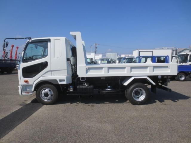 Mitsubishi Fuso Fighter 9