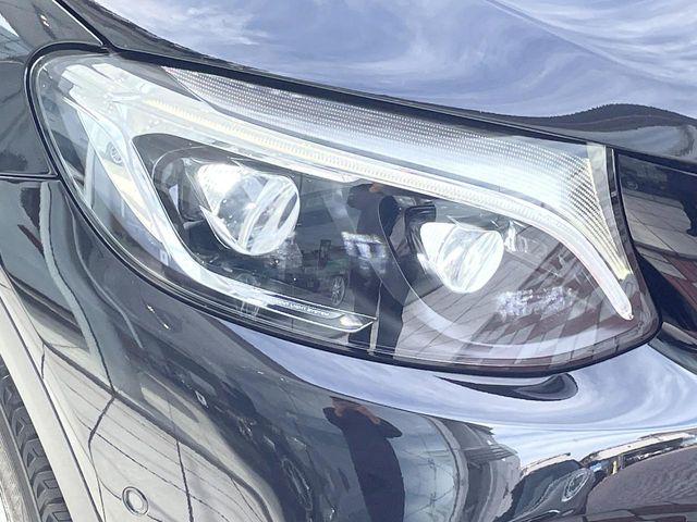 Mercedes-Benz GLC 12