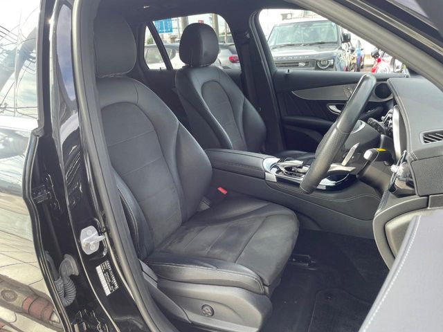 Mercedes-Benz GLC 9
