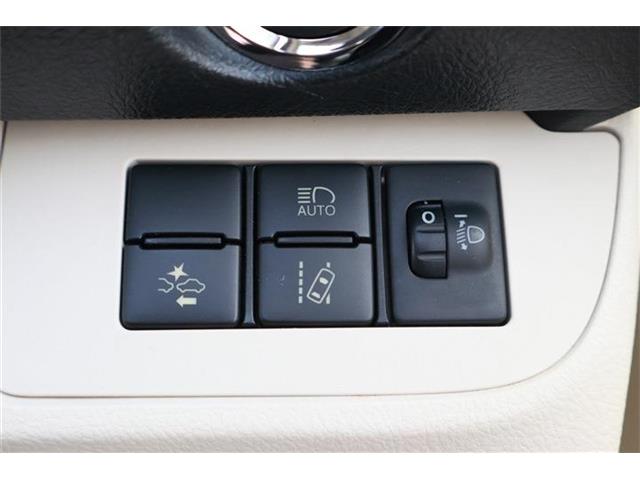 Toyota Sienta 5