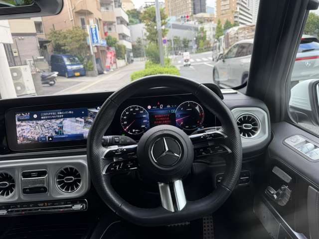 Mercedes-Benz G-Class 12