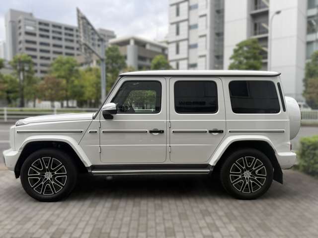 Mercedes-Benz G-Class 4