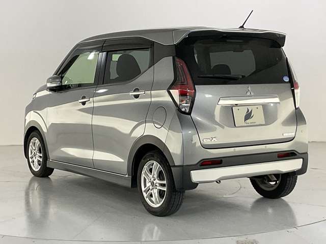 Mitsubishi eK X 9