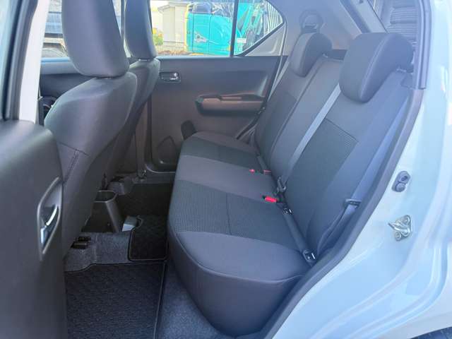 Suzuki Ignis 12