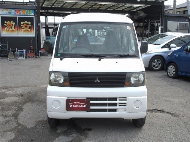 Mitsubishi Minicab Van 2