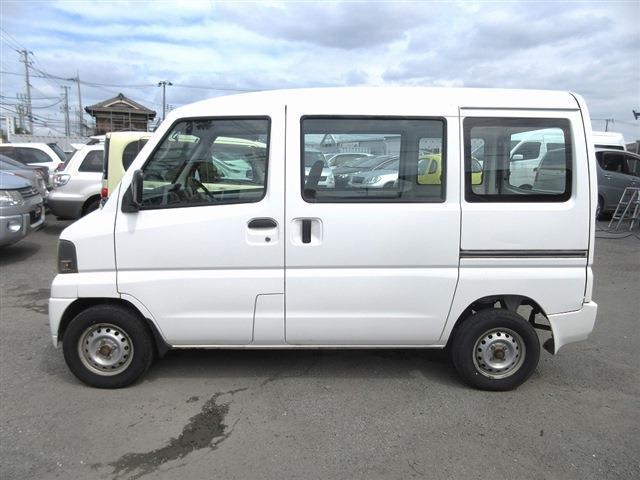 Mitsubishi Minicab Van 5