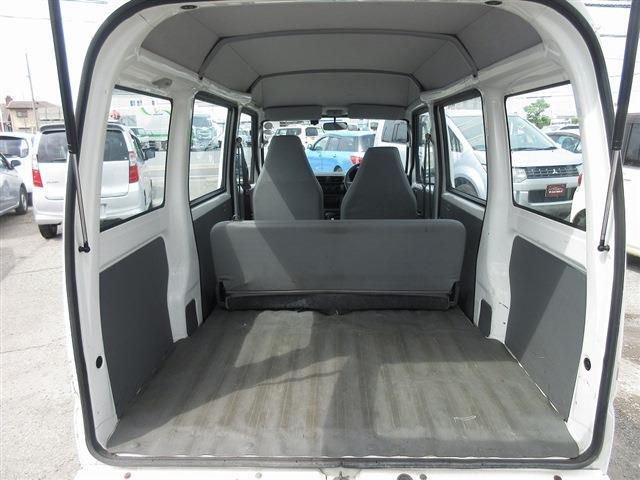 Mitsubishi Minicab Van 9