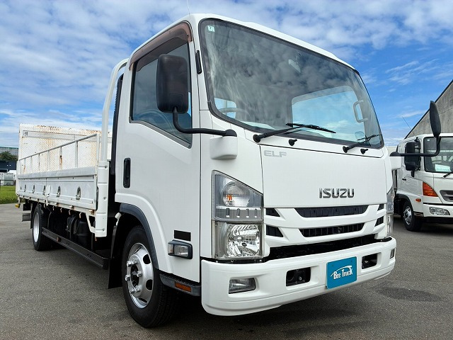 Isuzu Elf 3