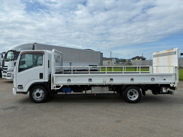 Isuzu Elf 10
