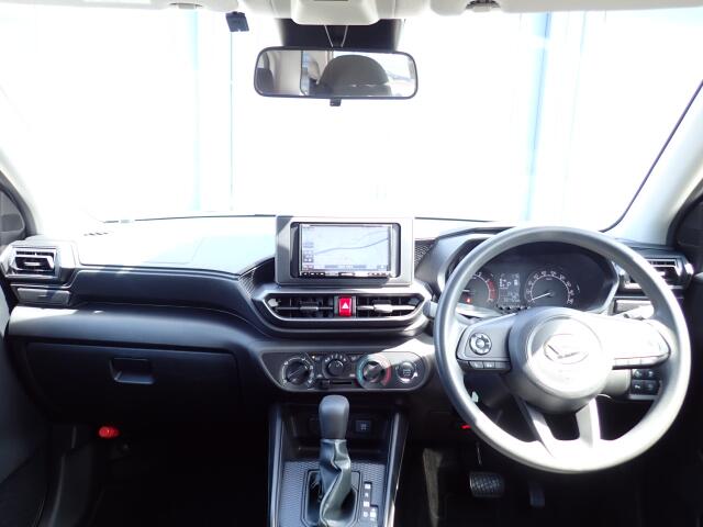 Daihatsu Rocky 5