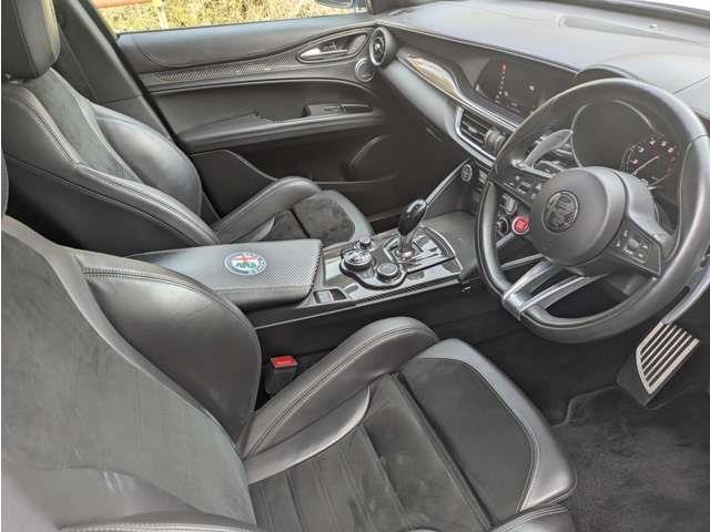 Alfa Romeo Stelvio 9