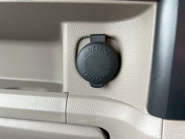 Nissan NV100 Clipper 12