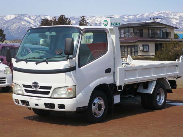 Hino Dutro 7
