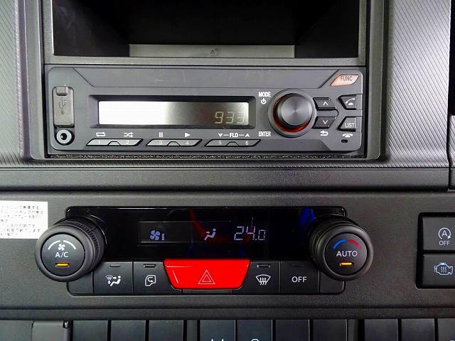 Isuzu Elf 12