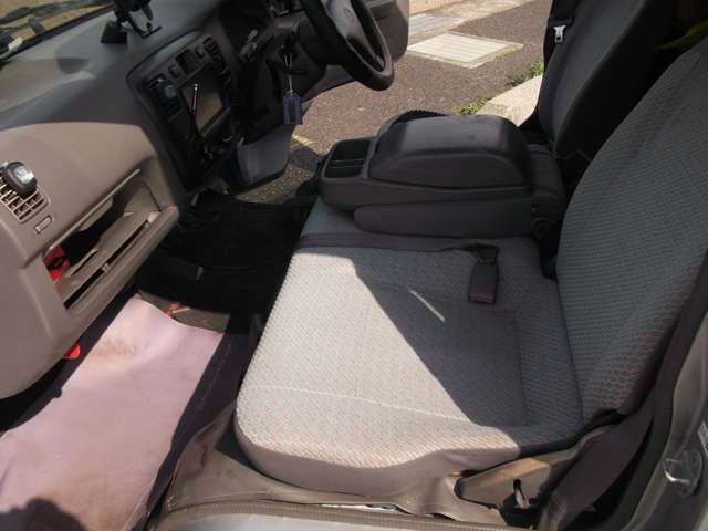 Toyota Light Ace Truck 9