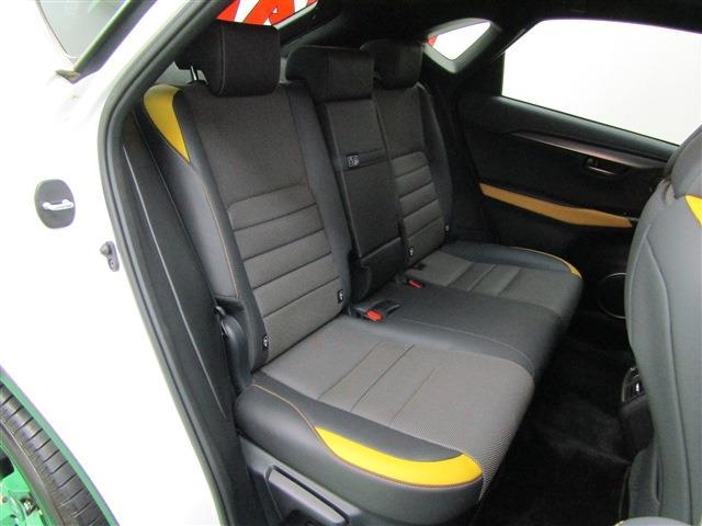 Lexus NX 8