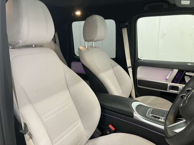 Mercedes-Benz G-Class 12