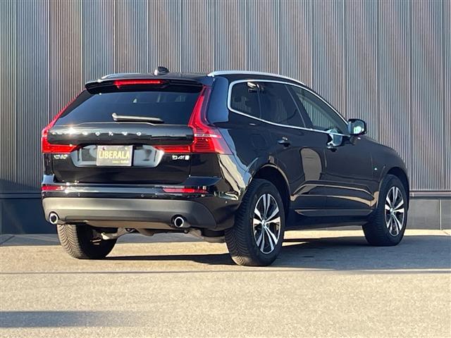 Volvo XC60 8