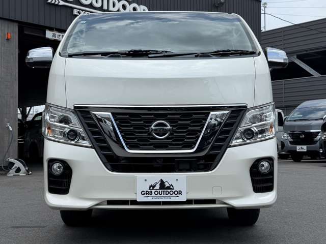 Nissan NV350 Caravan 11
