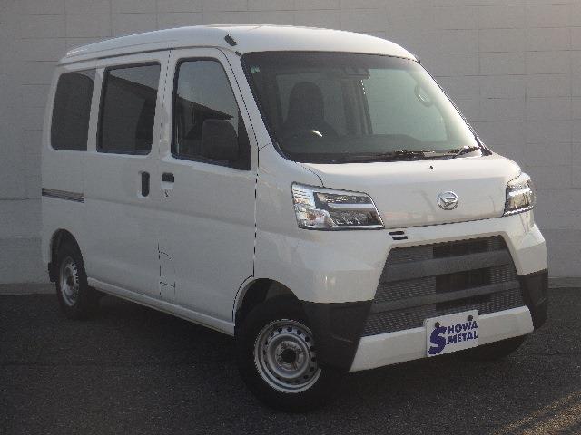 Daihatsu Hijet Cargo 3