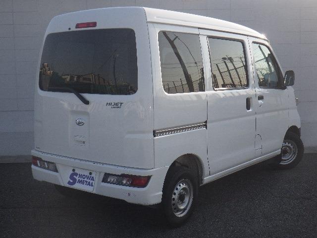 Daihatsu Hijet Cargo 7