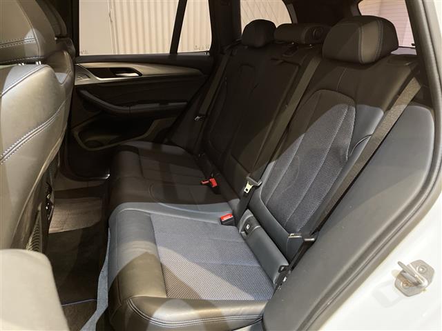 BMW X3 7
