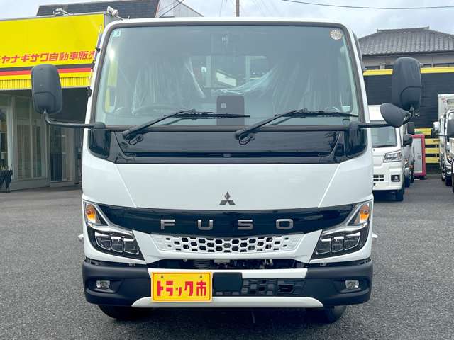 Mitsubishi Fuso Canter 2