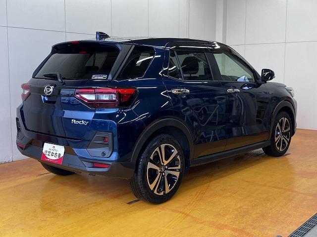 Daihatsu Rocky 8