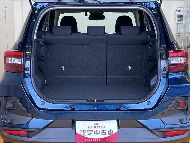 Daihatsu Rocky 10