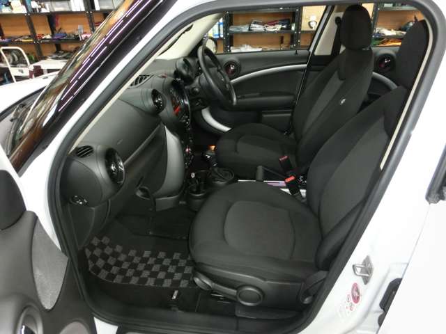 MINI Crossover 12