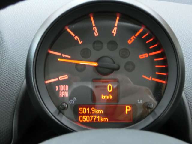 MINI Crossover 9