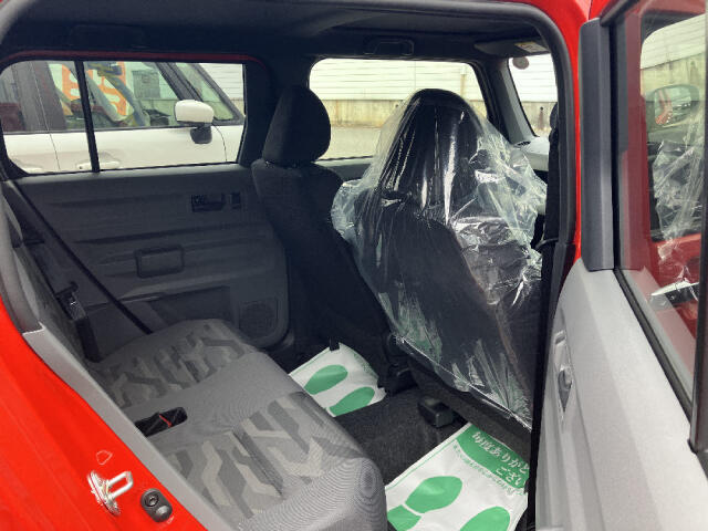 Daihatsu Taft 12