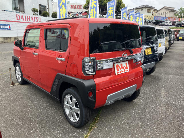 Daihatsu Taft 7