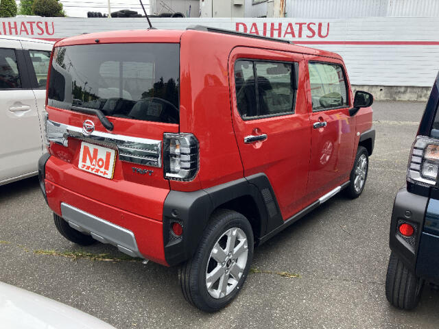 Daihatsu Taft 9