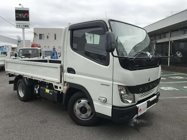 Mitsubishi Fuso Canter 3