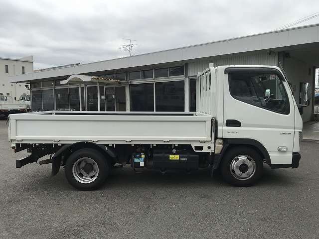 Mitsubishi Fuso Canter 5