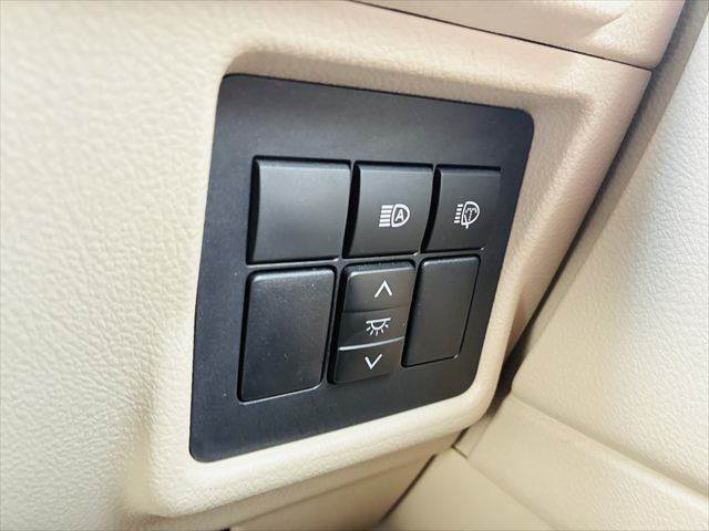 Toyota Land Cruiser Prado 9
