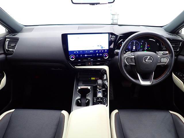 Lexus NX 2