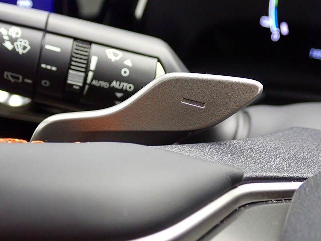 Lexus NX 8