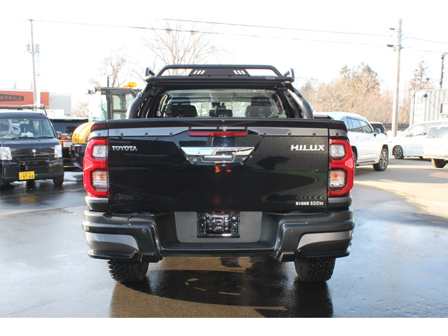 Toyota Hilux 5