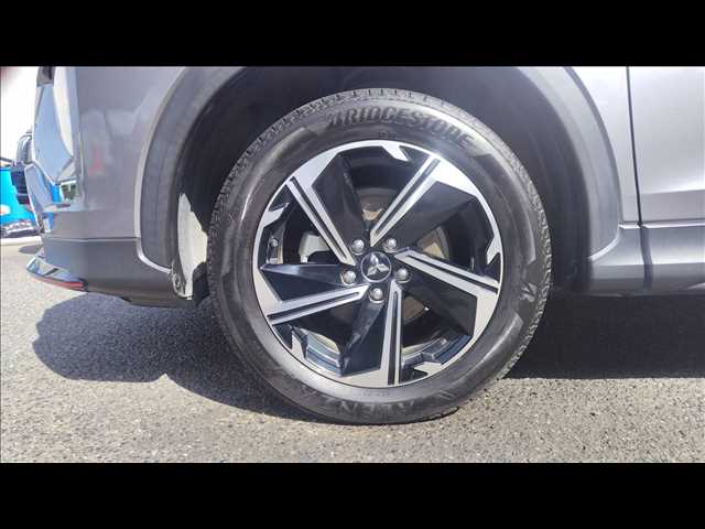 Mitsubishi Eclipse Cross 12