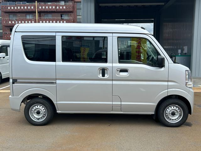 Suzuki Every 4