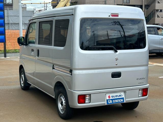 Suzuki Every 7
