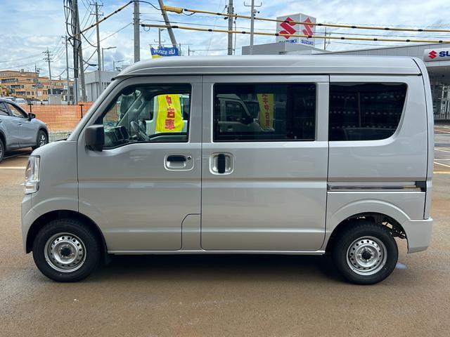 Suzuki Every 8