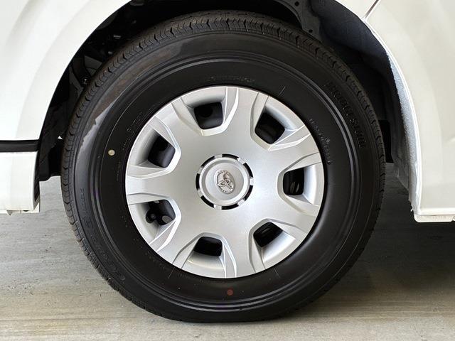Toyota Hiace 7