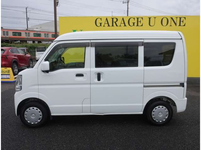 Nissan NV100 Clipper 11