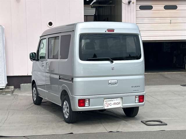 Suzuki Every 11